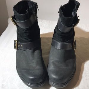 Munro Black Boots